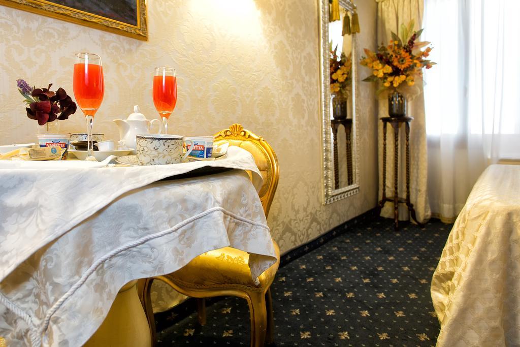 Bed & Breakfast Ca' Della Loggia Venedig