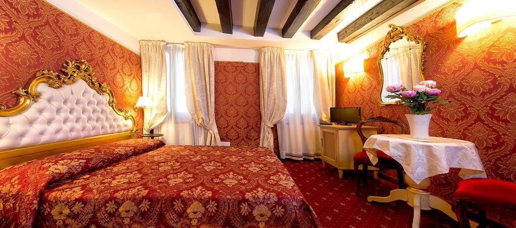 Bed & Breakfast Ca' Della Loggia Venedig