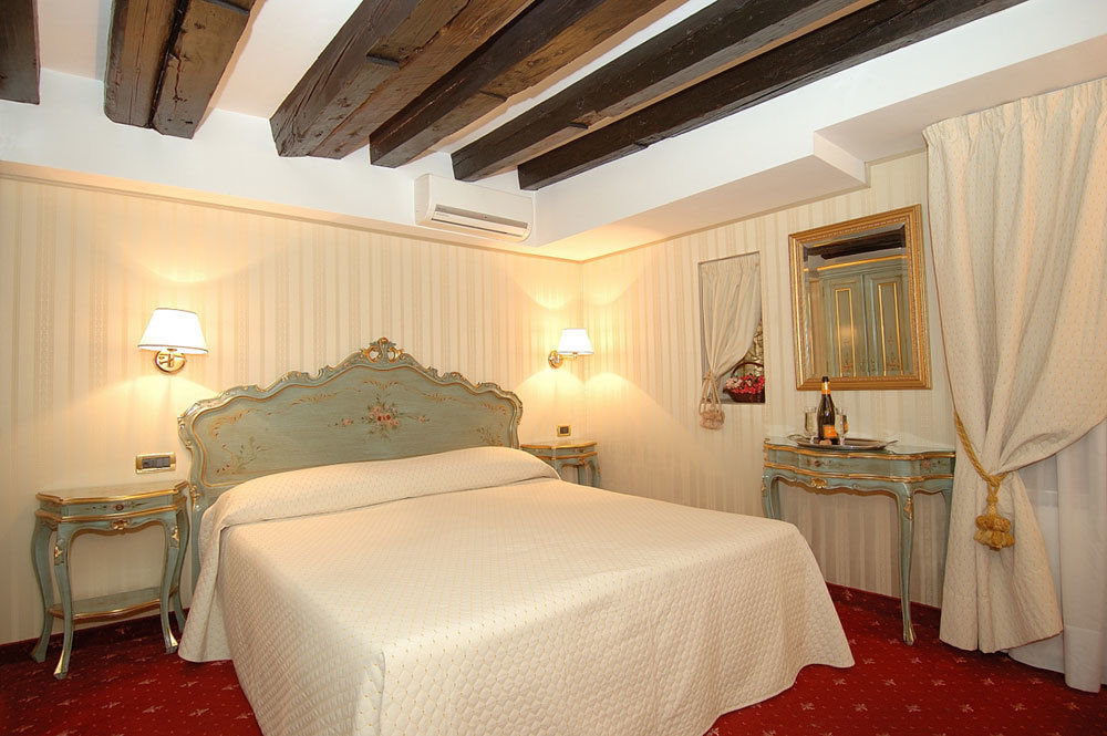 Ca' Della Loggia Venedig